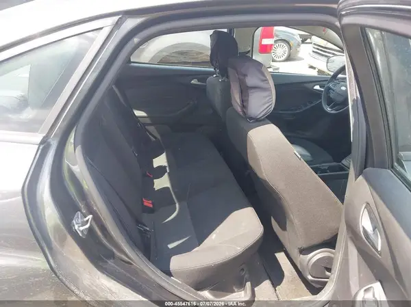 1FADP3FE9JL228960 2018 FORD FOCUS - Image 8