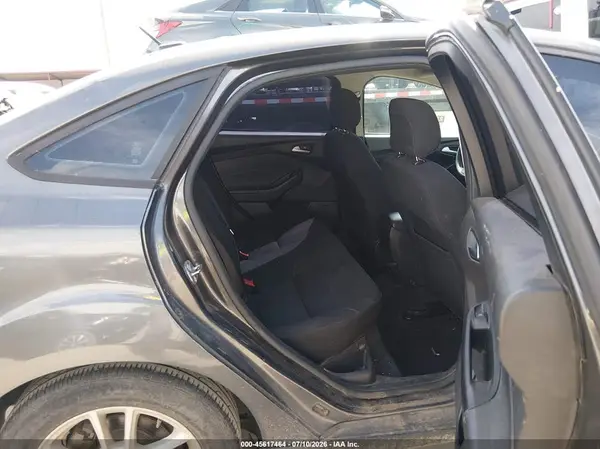 1FADP3FE9JL233267 2018 FORD FOCUS - Image 8