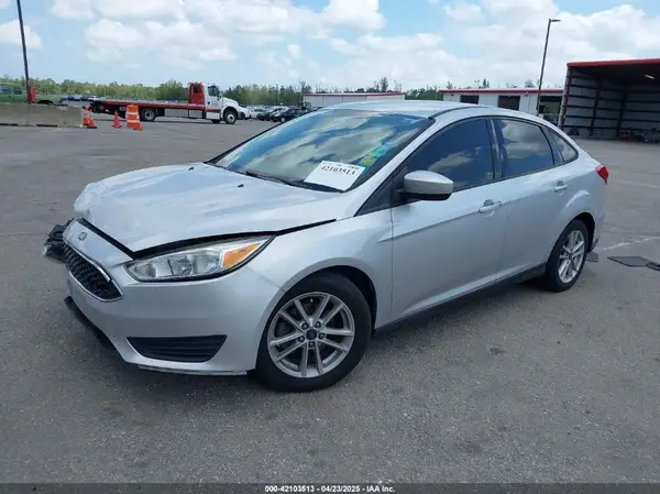 1FADP3FE9JL241661 2018 FORD FOCUS - Image 2