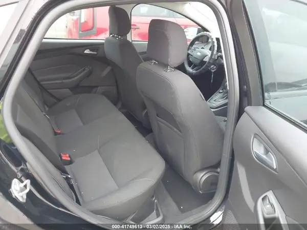 1FADP3FE9JL244026 2018 FORD FOCUS - Image 8