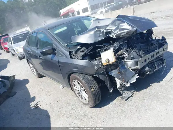 1FADP3FE9JL257830 2018 FORD FOCUS - Image 1