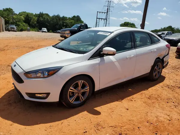 1FADP3FE9JL264664 2018 FORD FOCUS - Image 1