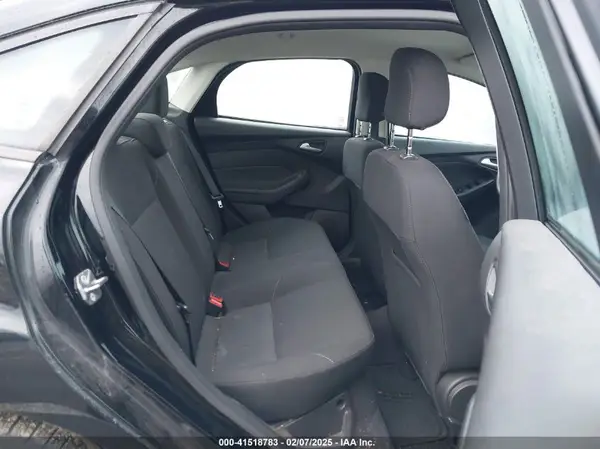 1FADP3FE9JL271534 2018 FORD FOCUS - Image 8
