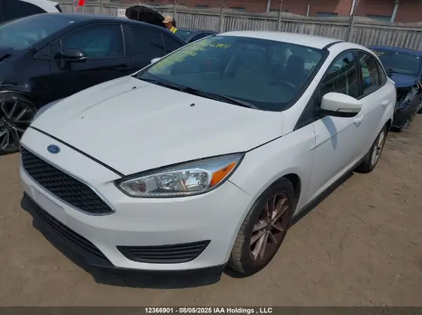 1FADP3FE9JL296515 2018 FORD FOCUS - Image 2