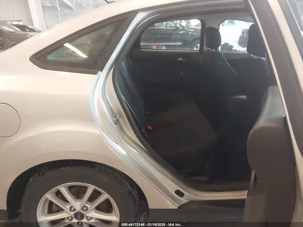 1FADP3FE9JL298782 2018 FORD FOCUS - Image 8