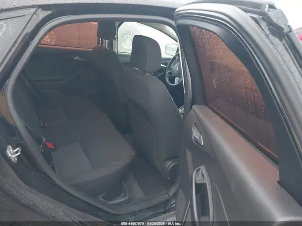 1FADP3FE9JL311465 2018 FORD FOCUS - Image 8