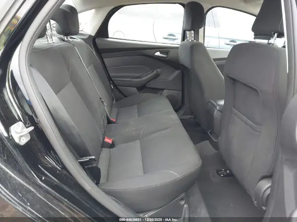 1FADP3FE9JL312857 2018 FORD FOCUS - Image 8