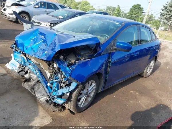 1FADP3FE9JL321252 2018 FORD FOCUS - Image 2
