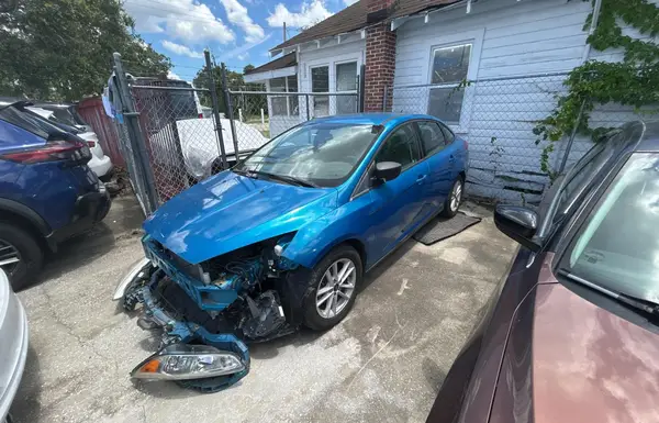 1FADP3FEXHL238486 2017 FORD FOCUS - Image 2