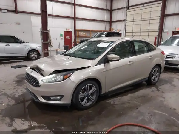 1FADP3FEXHL274422 2017 FORD FOCUS - Image 2
