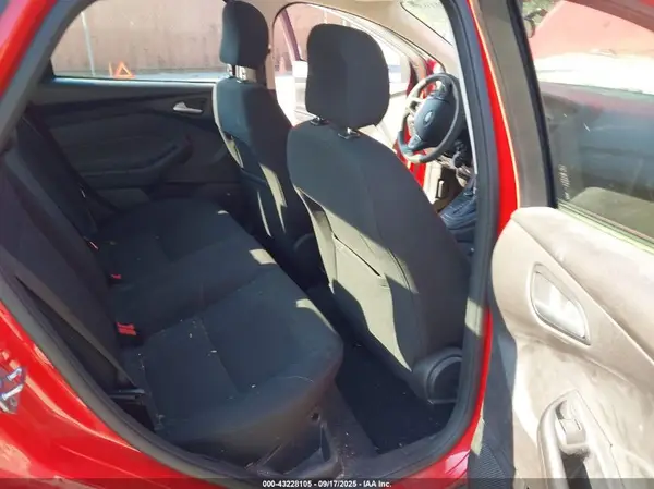1FADP3FEXHL274873 2017 FORD FOCUS - Image 8