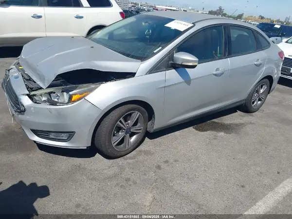 1FADP3FEXHL285095 2017 FORD FOCUS - Image 2