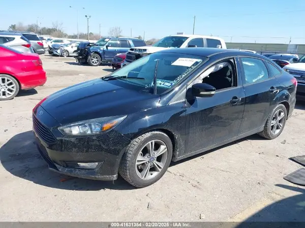 1FADP3FEXHL285100 2017 FORD FOCUS - Image 2