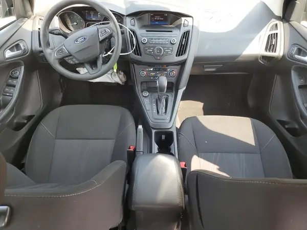 1FADP3FEXHL289602 2017 FORD FOCUS - Image 8