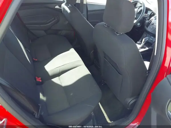 1FADP3FEXHL290457 2017 FORD FOCUS - Image 8