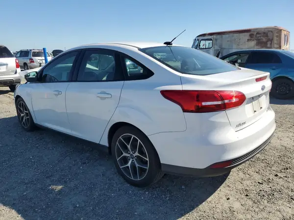 1FADP3FEXHL290653 2017 FORD FOCUS - Image 2