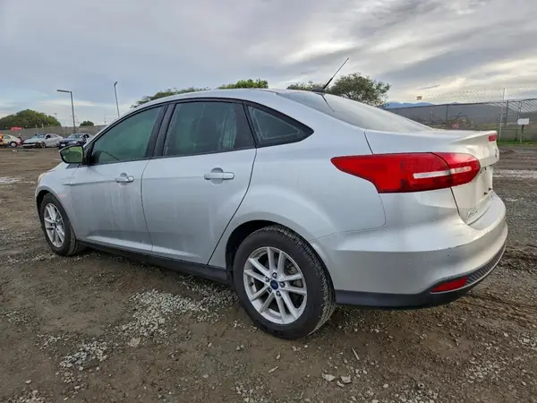 1FADP3FEXJL205493 2018 FORD FOCUS - Image 2