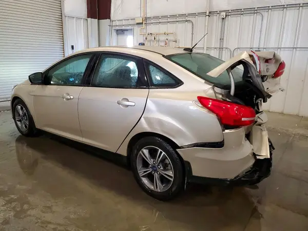1FADP3FEXJL209835 2018 FORD FOCUS - Image 2