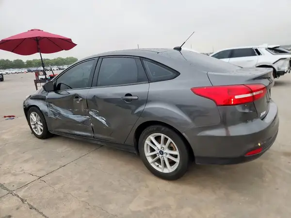 1FADP3FEXJL210807 2018 FORD FOCUS - Image 2