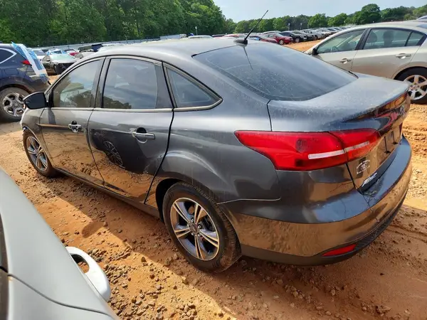 1FADP3FEXJL220012 2018 FORD FOCUS - Image 2