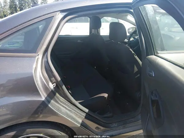 1FADP3FEXJL224576 2018 FORD FOCUS - Image 8