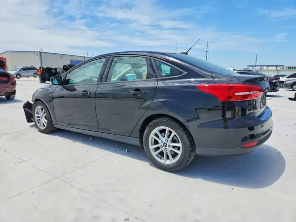 1FADP3FEXJL229387 2018 FORD FOCUS - Image 2