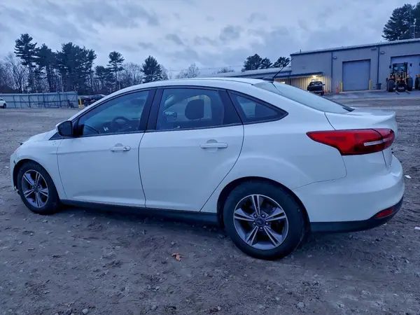 1FADP3FEXJL232032 2018 FORD FOCUS - Image 2