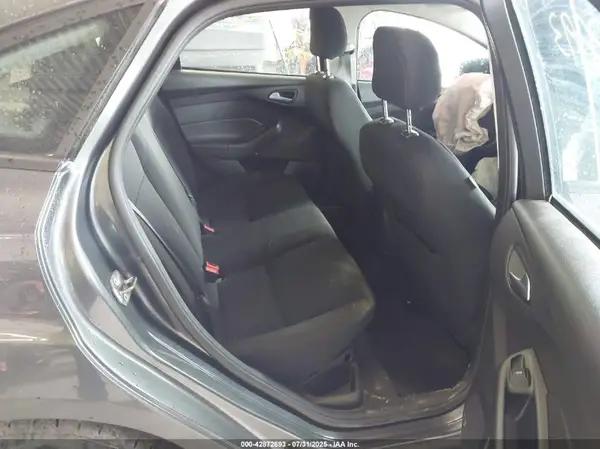 1FADP3FEXJL249008 2018 FORD FOCUS - Image 8