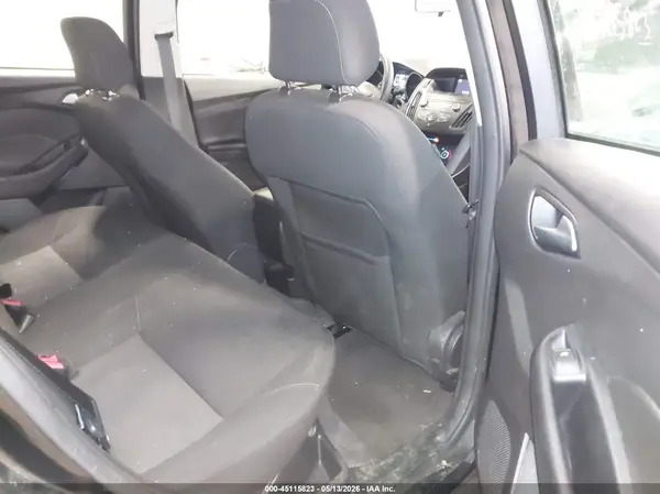 1FADP3FEXJL276466 2018 FORD FOCUS - Image 8