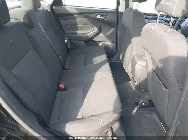 1FADP3FEXJL300569 2018 FORD FOCUS - Image 8