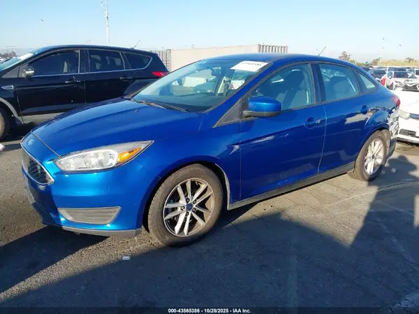 1FADP3FEXJL304041 2018 FORD FOCUS - Image 2