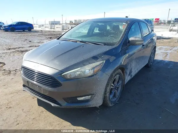 1FADP3FEXJL305612 2018 FORD FOCUS - Image 2