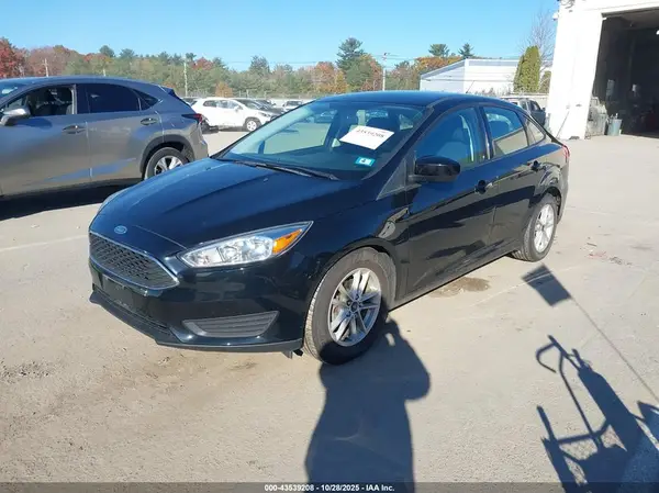 1FADP3FEXJL306517 2018 FORD FOCUS - Image 2