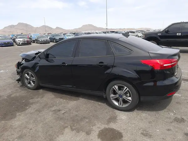 1FADP3FEXJL313161 2018 FORD FOCUS - Image 2