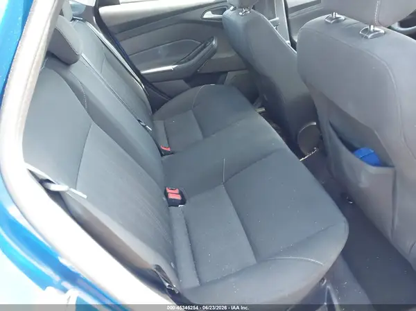 1FADP3FEXJL332602 2018 FORD FOCUS - Image 8