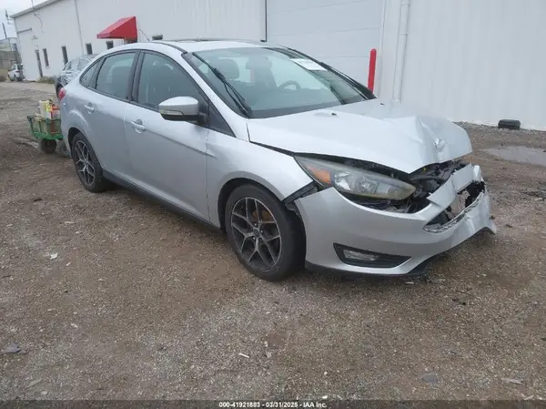 1FADP3H20HL209209 2017 FORD FOCUS - Image 1
