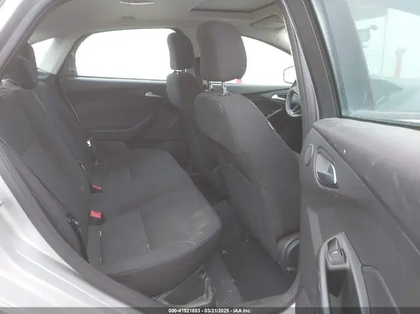 1FADP3H20HL209209 2017 FORD FOCUS - Image 8