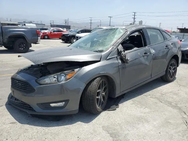1FADP3H20HL230397 2017 FORD FOCUS - Image 1