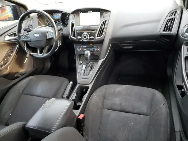 1FADP3H20HL240704 2017 FORD FOCUS - Image 8