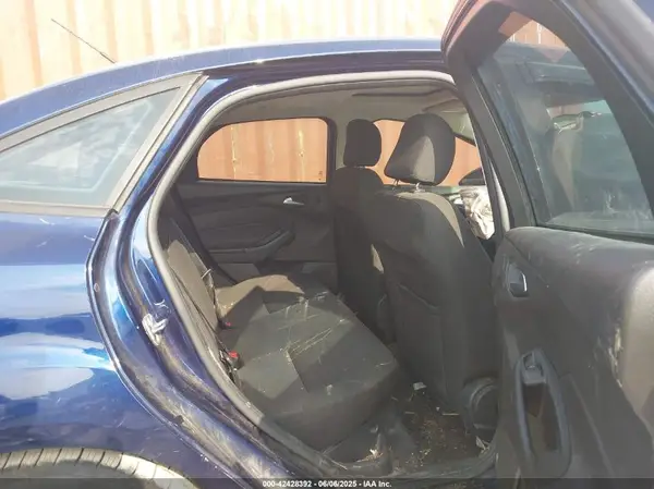 1FADP3H20HL241674 2017 FORD FOCUS - Image 8