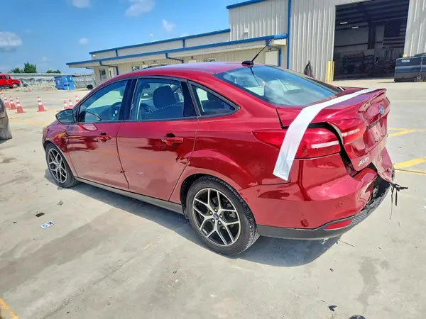 1FADP3H20HL270110 2017 FORD FOCUS - Image 2