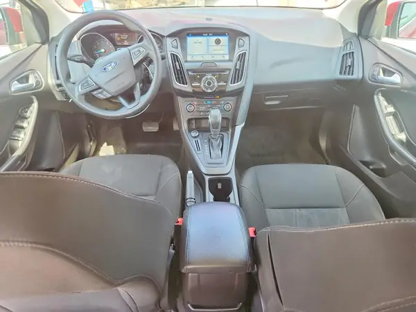 1FADP3H20HL270110 2017 FORD FOCUS - Image 8