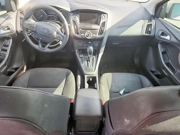 1FADP3H20HL283777 2017 FORD FOCUS - Image 8