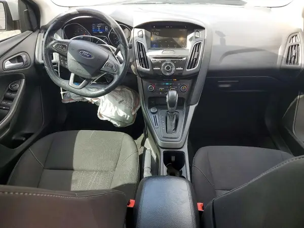 1FADP3H20HL305812 2017 FORD FOCUS - Image 8