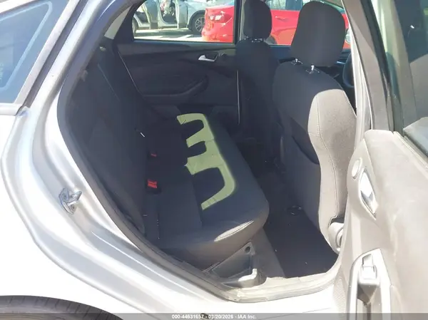 1FADP3H20HL313666 2017 FORD FOCUS - Image 8