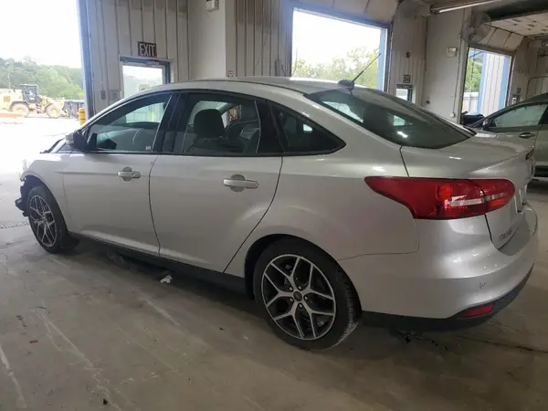 1FADP3H20HL330614 2017 FORD FOCUS - Image 2