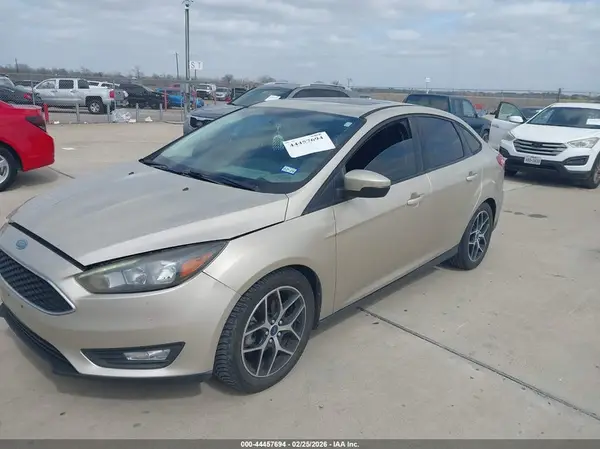 1FADP3H20JL210656 2018 FORD FOCUS - Image 2