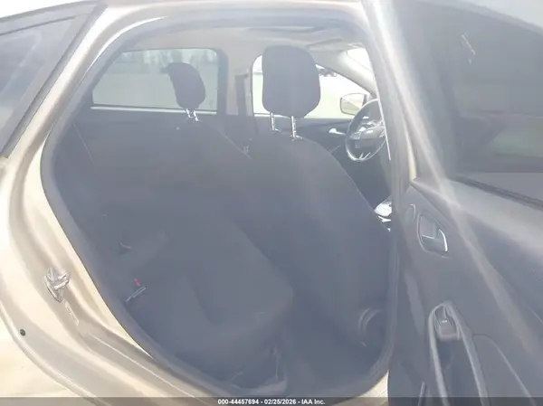 1FADP3H20JL210656 2018 FORD FOCUS - Image 8