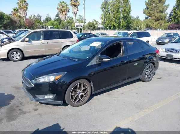 1FADP3H20JL223942 2018 FORD FOCUS - Image 2