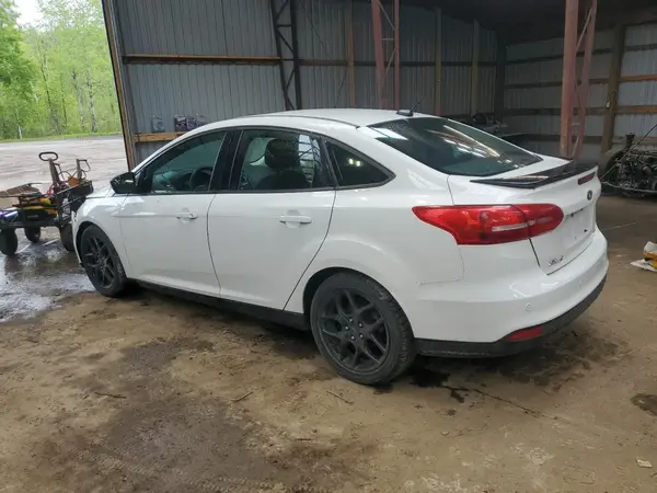 1FADP3H20JL248260 2018 FORD FOCUS - Image 2